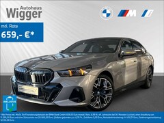 Bild des Angebotes BMW i5 M Sport eDrive40/HUD/AHK/Bowers&Wilkins/Navi