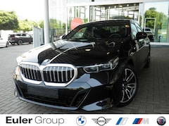 Bild des Angebotes BMW 520 i Sportpaket Navi Digitales Cockpit Soundsystem Ha