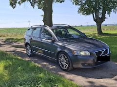 Bild des Angebotes Volvo V50 V50 2.4i Aut. Momentum