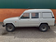 Nissan Patrol 2,8 Diesel- lang erst 109000 KM.