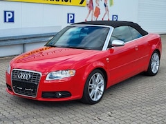 Bild des Angebotes Audi S4 4.2 V8 tiptronic quattro/Leder/Navi/Xenon