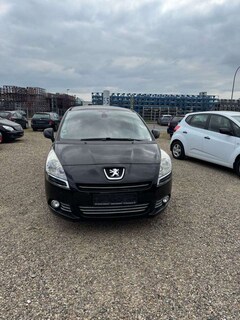 Bild des Angebotes Peugeot 5008 Active - PANO AHK 7-Sitze !
