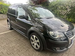 Bild des Angebotes VW Cross Touran 2,0 TDI 170 PS HIGHLINE LEDER  ALU PDC STANDHEIZUN TOP ZUSTAND !!!