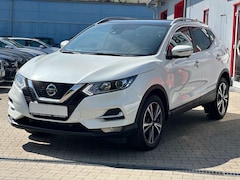 Bild des Angebotes Nissan Qashqai 1.3 AUTOMATIK*AHK*Panorama*Kamera*Navi*Park*Alu