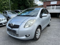 Bild des Angebotes Toyota Yaris Sol 1.3 Klima / 5-türig / Tüv NEU