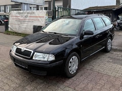 Bild des Angebotes Skoda Octavia Tour,99973 Km,Md2010,Tüv+Zr+Federn uvm. neu