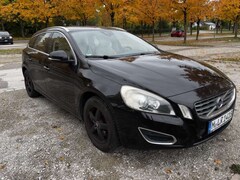 Bild des Angebotes Volvo V60 V60 D5 Summum