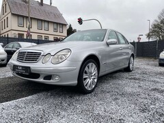 Bild des Angebotes Mercedes-Benz E 320 ELEGANCE BiXenon Leder Panorama Memory