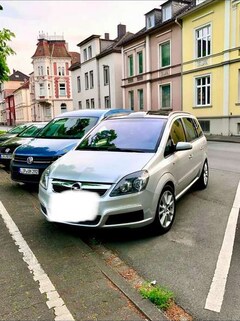 Bild des Angebotes Opel Zafira 1.9 CDTI Sport
