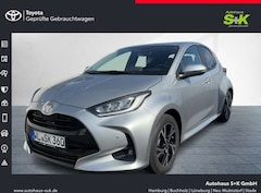 Bild des Angebotes Toyota Yaris 1,5-l-VVT-iE Hybrid Syst 116 PS Teamplayer