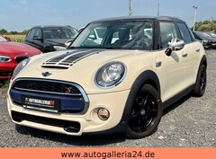 Bild des Angebotes MINI Cooper SD Aut. JCW Lenkrad PDC Kamera SPORTSITZE