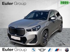 Bild des Angebotes BMW iX1 xDrive 30 M-Sport Pano HUD Adapt. LED 360 Kamera A