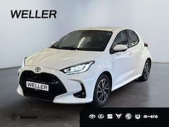 Bild des Angebotes Toyota Yaris 1.5 Team D *ACC*CarPlay*CAM*Spurhalte*DAB*