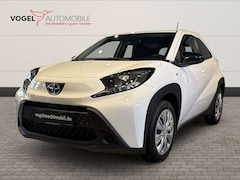 Bild des Angebotes Toyota Aygo 1.0 Play Kam.+Navi+ACC+Fernlichtass.+PDC
