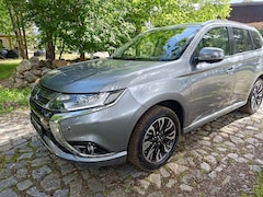Bild des Angebotes Mitsubishi Outlander PHEV - TOP