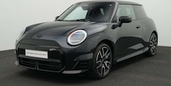 MINI Cooper SE John Cooper Works Trim