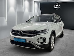 Bild des Angebotes VW T-Roc 1.5TSI Style BUSINESS PAKET NAVI AHK LED