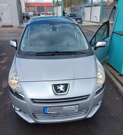 Bild des Angebotes Peugeot 5008 HDI FAP 150 Family