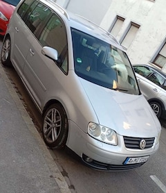 Bild des Angebotes VW Touran 2.0 TDI DSG Highline