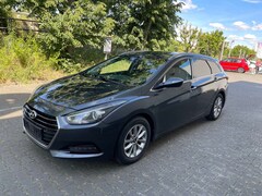 Bild des Angebotes Hyundai i40 Kombi blue 1.7 CRDi Trend