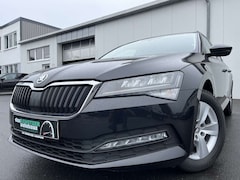 Bild des Angebotes Skoda Superb Combi 2.0 TDI Active 125€ m. 20% Anzahlung Virtu