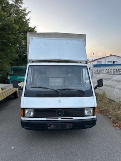 Bild des Angebotes Mercedes-Benz MB 100
