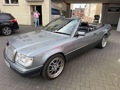 Bild des Angebotes Mercedes-Benz Baureihe 124 CE-Klasse 300 CE-24
