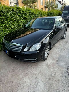 Bild des Angebotes Mercedes-Benz E 220 CDI 7G-TRONIC-MB Scheckheftgepflegt