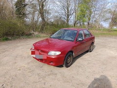 Bild des Angebotes Hyundai ACCENT 1.3i LS
