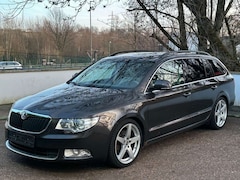 Bild des Angebotes Skoda Superb 2.0 TDI Elegance 4x4 *AHK*Xenon*Carplay*