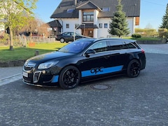 Opel Insignia Insignia 2.8 V6 Turbo Sports Tourer 4x4 Aut. OPC