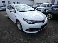 Bild des Angebotes Toyota Auris 1.8 VVT-i Hybrid Automatik Touring Sports Team D