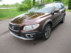 Bild des Angebotes Volvo XC70 D5 AWD Summum Geartronic Leder/PDC/Navi/AHK
