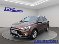 Bild des Angebotes Hyundai i20 blue 120PS Navi Leder Klimaautom SHZ LenkradHZG Sp