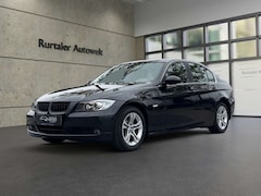Bild des Angebotes BMW 325 Baureihe 3 Lim. 325i *AUTOMA*KLIMA*PDC*TEMP*
