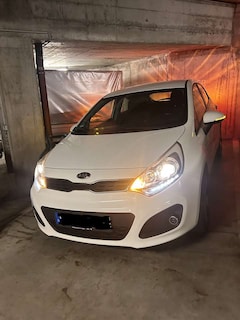 Bild des Angebotes Kia Rio 1.4 Automatik Dream-Team Edition