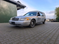 Bild des Angebotes Ford Crown Victoria Leichenwagen 4,6l V8 NUR 84000 Meilen
