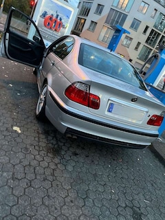 Bild des Angebotes BMW 323 323i Sport Edition