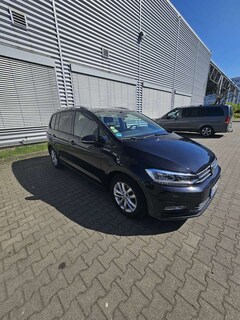 Bild des Angebotes VW Touran 1.6 TDI SCR BlueMotion Technology DSG Comfortline