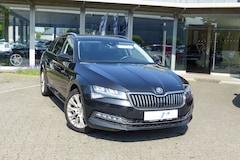 Bild des Angebotes Skoda Superb Combi Style AHK Navi Alcantara Kamera