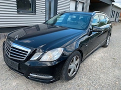 Bild des Angebotes Mercedes-Benz E 220 Avangarde T-Modell E 220 CDI BlueEfficiency