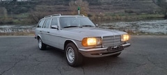 Bild des Angebotes Mercedes-Benz 280 280TE deutsch Megaausstattung Rostfrei mit Historie Tüv mängelfrei neu 3.Hd.