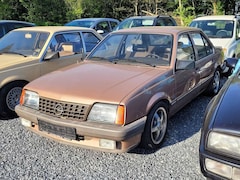 Opel Ascona C *Sportfahrwerk*ALU*