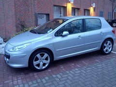 Bild des Angebotes Peugeot 307 307  5-Türer 110 Sport