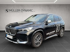 Bild des Angebotes BMW iX1 xDrive30 X LINE PANO HARMAN/KARDON SPORTSITZE LED