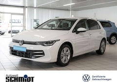 Bild des Angebotes VW Golf VIII 1,5 TSI Life ACC AppConnect LED R-Kamera S...