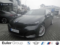 Bild des Angebotes BMW 530 e Touring Sportpaket HUD AHK-klappbar AHK El. Pano