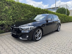 Bild des Angebotes BMW 118 118 i Edition M Sport Shadow/ LED / Navi / Leder