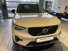 Bild des Angebotes Volvo XC40 B4 B DKG Plus Dark H&K Sound  LED