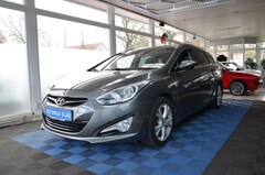 Bild des Angebotes Hyundai i40 1.7 CRDi *AUTOMATIK*NAVI*AHK*PDC*ERST 80TKM!